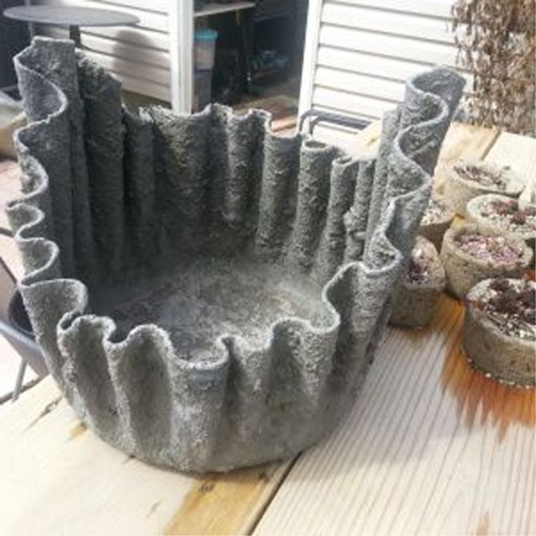 Горшки для цветов из бетона и ткани (тряпки) своими руками, фото