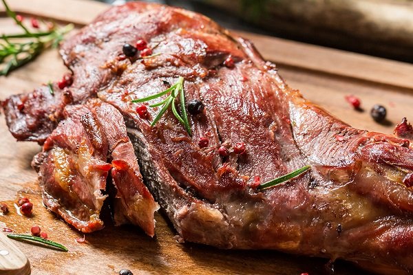 Характеристики мяса нутрии: ценность, продукция и полезные свойства