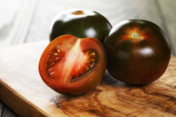 Tomato Kumato - среднеспелый черный помидор с прекрасными вкусовыми характеристиками